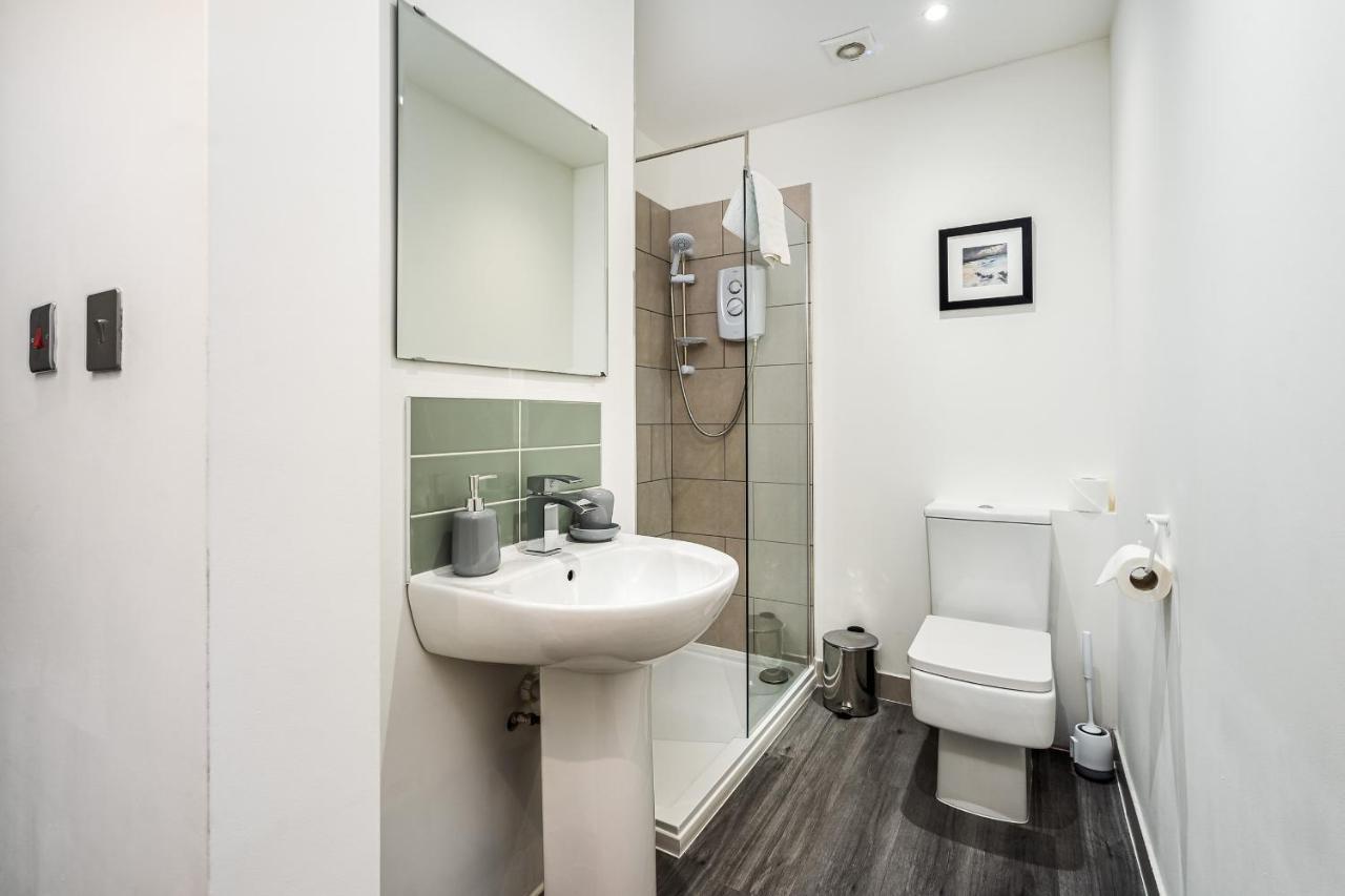 The Renfrew Residence 4-Bedroom, City Centre Glasgow Exterior photo